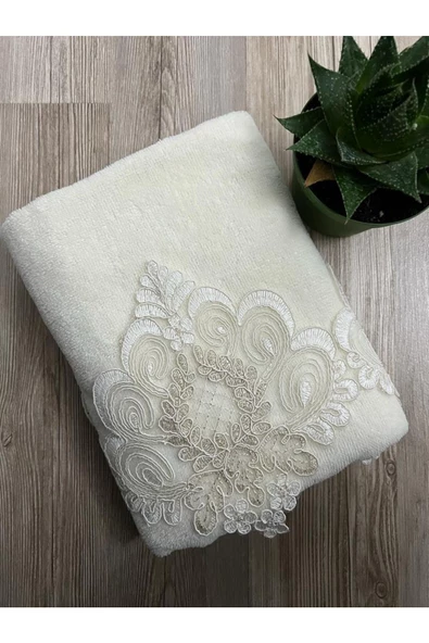 Zümrüt Kadife El Ve Yüz Havlusu 50/90cm