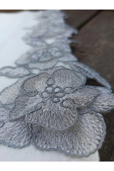 Gülşen 3 Boyutlu Fransız Dantelli Kadife Havlu 50&90 - Resim 2