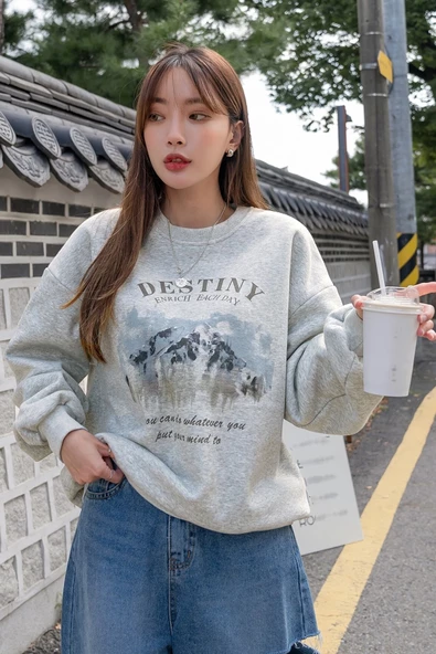 Destiny Baskılı Oversize Sweatshirt