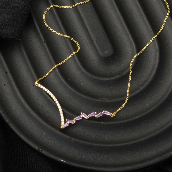 14 Ayar Mor Taşlı V Tarzı Altın Kolye - Resim 5