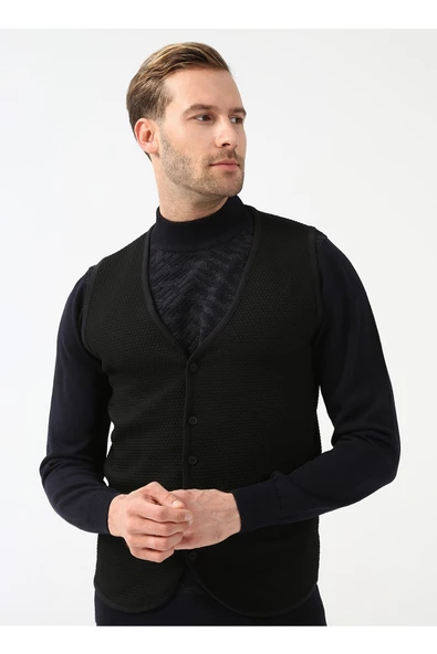 V Yaka Kapitone Siyah Erkek Kazak Tr2013700297 - 3