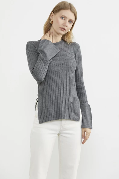 Kol Detaylı Derbili Triko Kazak - Koyu Gri ürün görseli 1