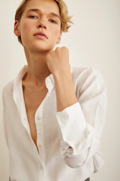 Robalı Oversize Gömlek Beyaz ürün görseli