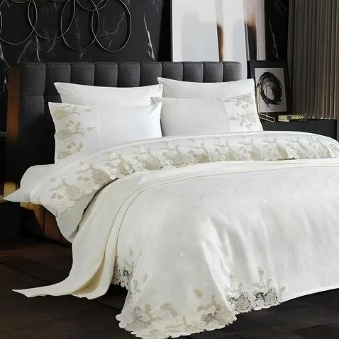 Nazik Home Floransa Nevresim-Pike Seti Krem Çift Kişilik