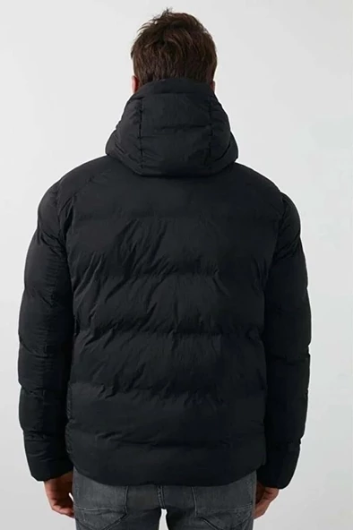Lumberjack Erkek Kapüşonlu Arma Detaylı Şişme Mont NOLAN COAT Siyah 2SN22 - 5