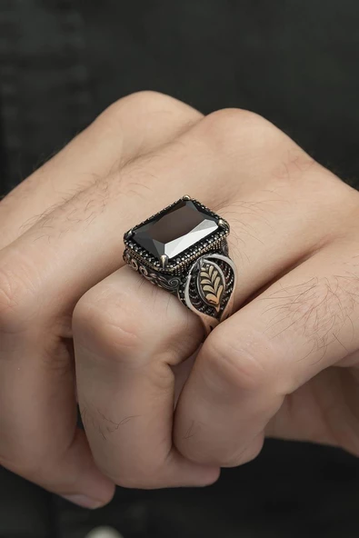 Siyah Taşlı Yaprak Motifli 925 Gümüş Erkek Yüzük ürün görseli