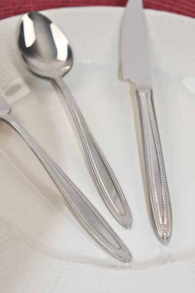 Lugga Sare Tatlı Çatal Kaşık Bıçak Takımı 6 Kişilik 18 Parça - 2