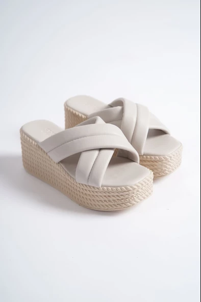 JOYMİX Dolgu Topuklu Ortopedik Taban Hasır Görünümlü Kadın Terlik KT Krem - 4