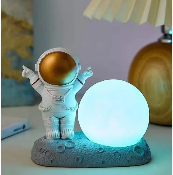 Zafer Kazanan Mutlu Astronot Gece Lambası - 2
