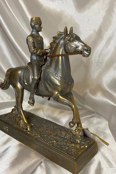 Atatürk At Üzerinde Mustafa Kemal Atatürk Biblosu Yurtta Sulh Cihanda Sulh - Resim 4