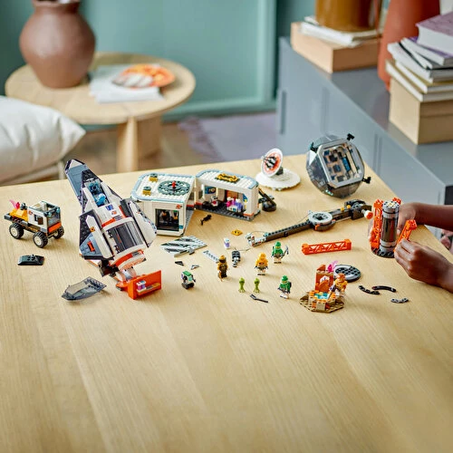 LEGO City 60434 Uzay Üssü ve Roket Fırlatma Rampası (1422 Parça) - 10
