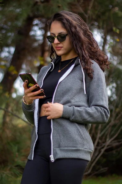 Kadın Antrasit Ekstra Kalın Üç İplik Pamuk Fermuarlı Kapüşonlu Ceket Hırka 24KCKTUCCT - 5