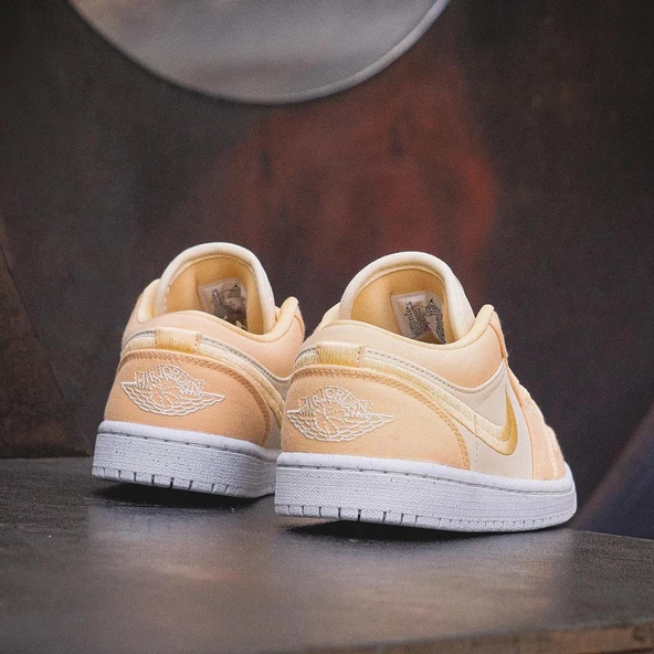 Nike Air Jordan 1 Low DV0426-200 Kadın Sneaker - 6