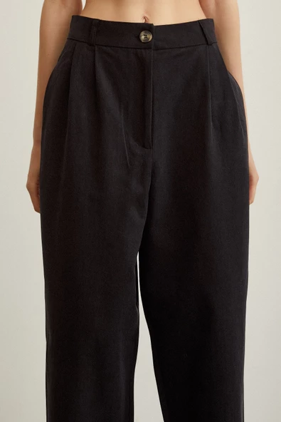 Önü Çift Pileli Pantolon Siyah - 5