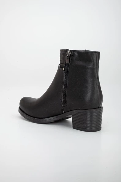 Fermuar Aksesuarlı Siyah Kadın Kısa Topuklu Bot - Resim 5