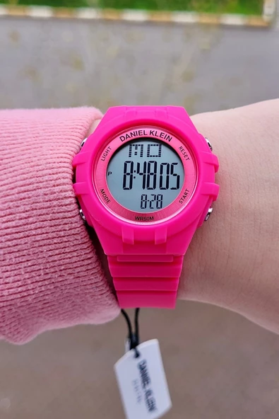 Daniel Klein DKISTE938 Fuşya Renk 7 Farklı Işıklı, Alarmlı, Kronometreli Kız Çocuk Kol Saati (5-12 Yaş) - Resim 3