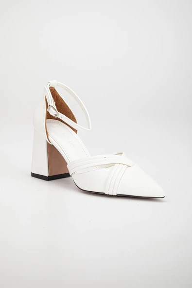 Karnıyarık Model Fitilli Beyaz Büyük Numara Kadın Ayakkabı Topuklu - Resim 4