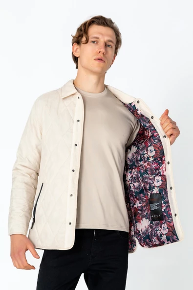 Erkek Regular Fit İçi Desenli Düğmeli Rahat Mont