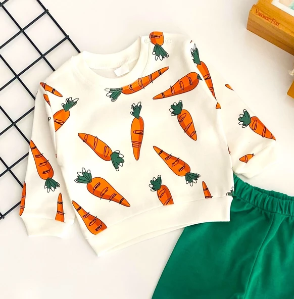 Neşeli Bebekler Havuç Baskılı İki İplik Penye Kumaş Takım Yeşil - 2