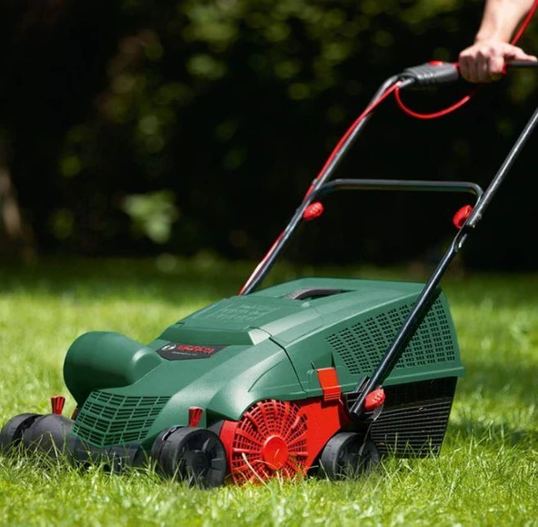 Bosch UniRake900 Çim Havalandırma Makinesi - 060088A001 - 2