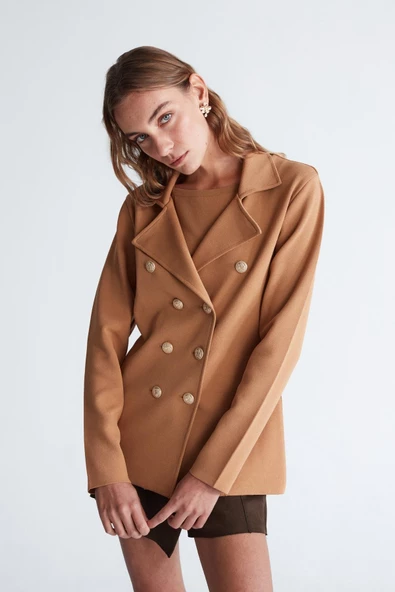 Styleboom X Peraluna KATHERINE BLAZER Çelik Örgü Klasik Kesim Düğmeli Blazer Kadın Triko Ceket - Camel