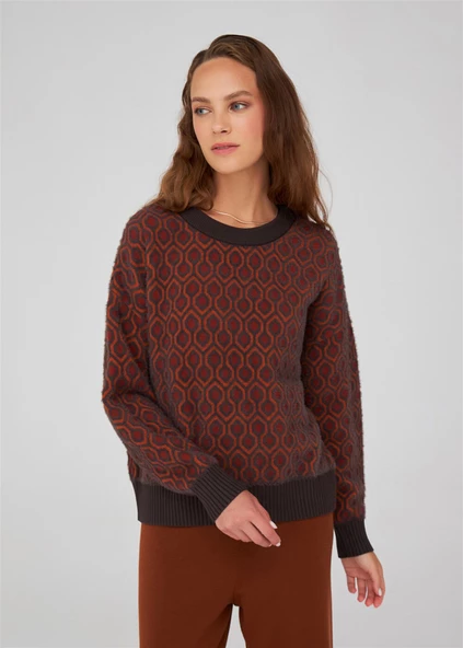 Peraluna Labirent Desenli Bol Kesim Krop Kadın Triko Kazak - Kahve - Resim 3