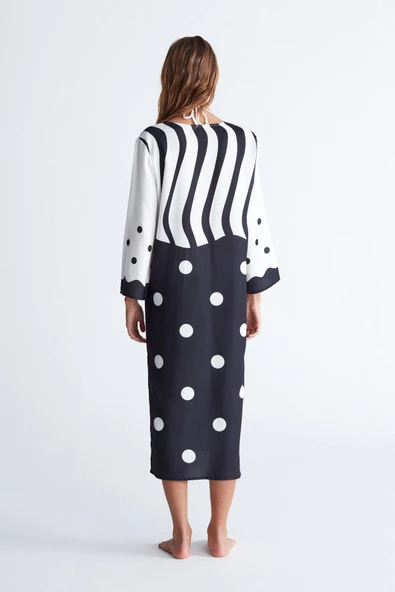 Peraluna POLKA DOT CAFTAN Puantiye Desen V Yaka Midi Boy Yırtmaçlı Kadın Kaftan - Siyah/Beyaz - 7