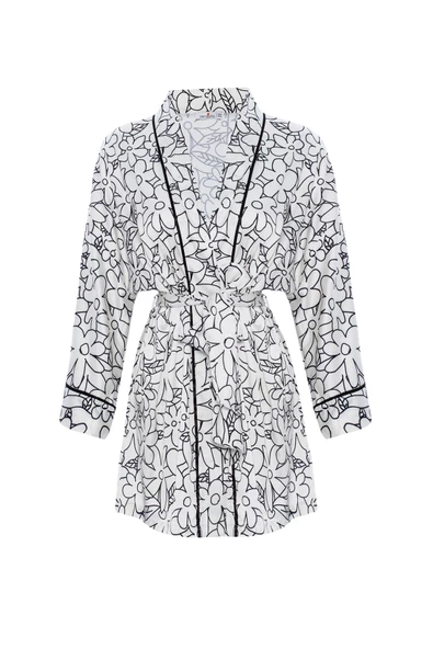 Peraluna FREESIA KIMONO 82 CM Çiçek Desen Mini Boy Kemerli Saten Kadın Kimono - Beyaz/Siyah - 9