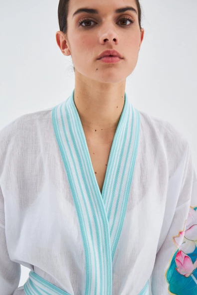 Peraluna LOTUS Balık Aplikeli Keten Karışımlı Diz Altı Kadın Kimono - Beyaz - 2