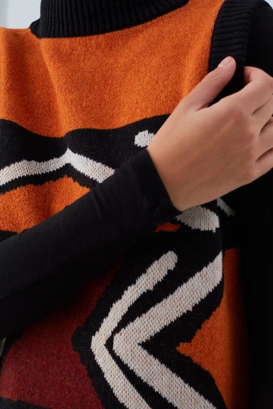Peraluna KENDA VEST Etnik Jakar Desenli Yanları Yırtmaçlı Kadın Triko Süveter - Multi - 3