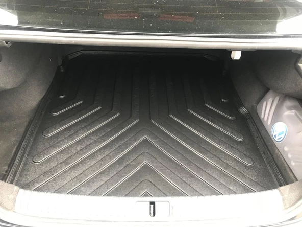 Rizline Volkswagen  Passat B8-B8.5 2015-2021  3D Bagaj Havuzu Siyah - 2