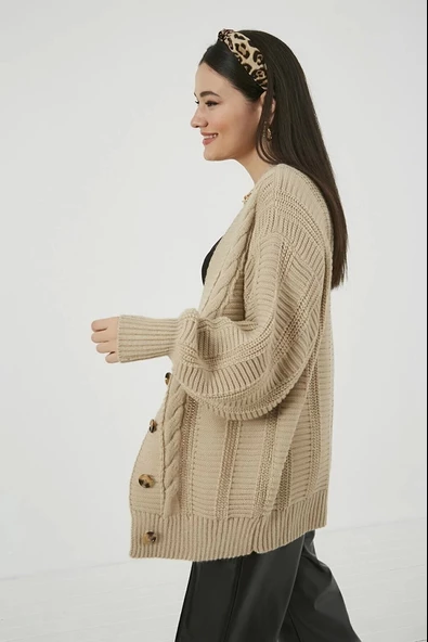 Lugmo Kadın Triko 4 Düğmeli Örgü Hırka Bej 70 cm - 2
