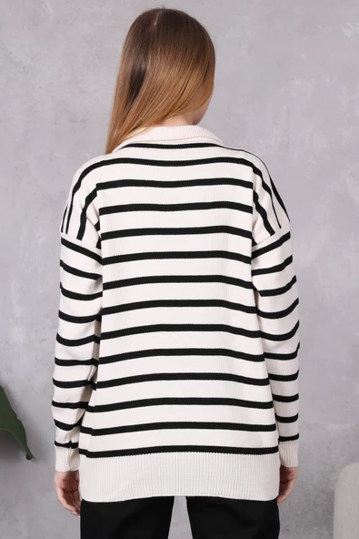 Kadın Kamyoncu Yaka Oversize Çizgili Fermuarlı Uzun Triko Kazak Ten Rengi - Resim 3