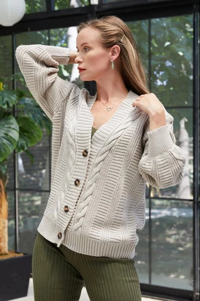 Lugmo Kadın Triko Hırka Akrilik iplik 80 cm Saç Örgülü Taş - 2