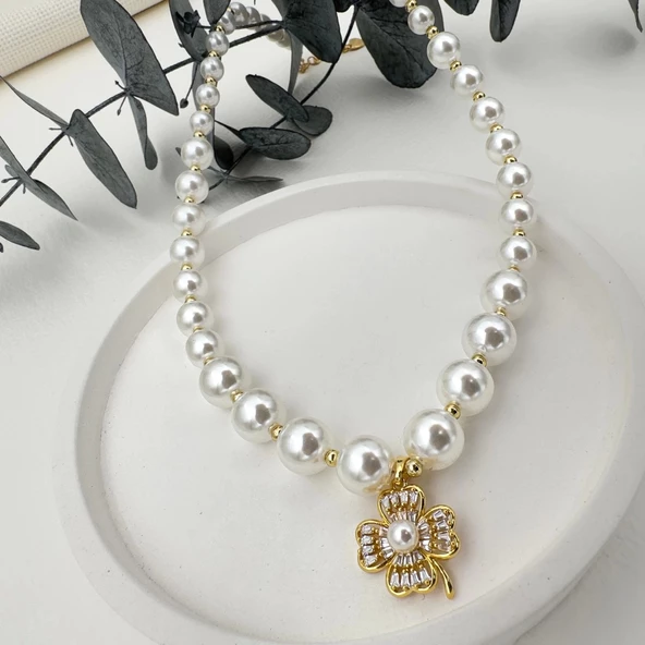 İncili Yonca Kolye - 2