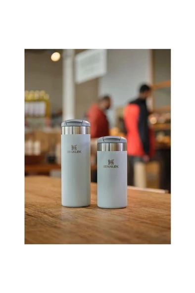 Stanley The AeroLight™ Transit Mug .47L / 16oz Fog Metallic - 4