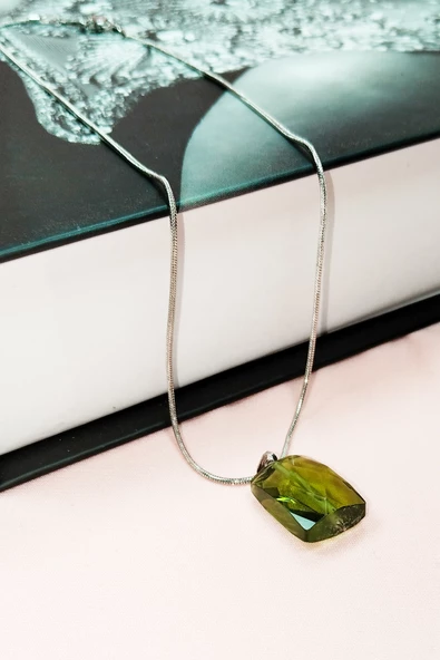 Moldavit Doğal Taşı Zincirli El Yapımı Kolye Uç: 2 cm Zincir: 20 cm Kutulu - 6