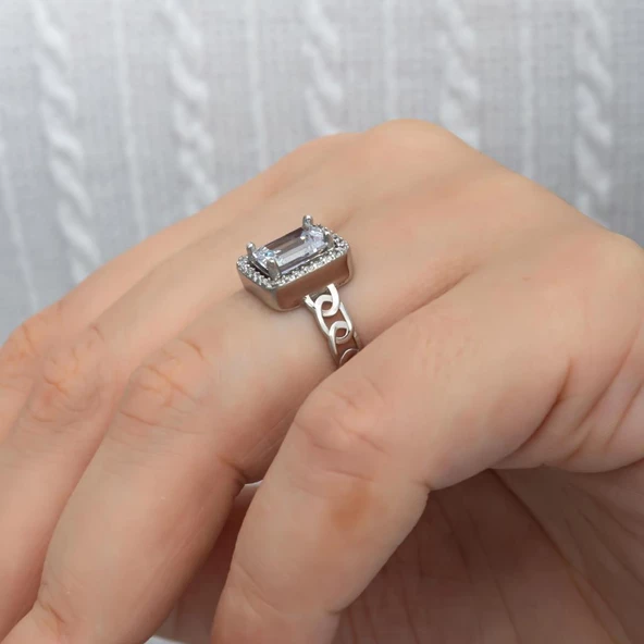 Baget Zirkon Taşlı Zincir Motifli Gümüş Tektaş Yüzük - Resim 3