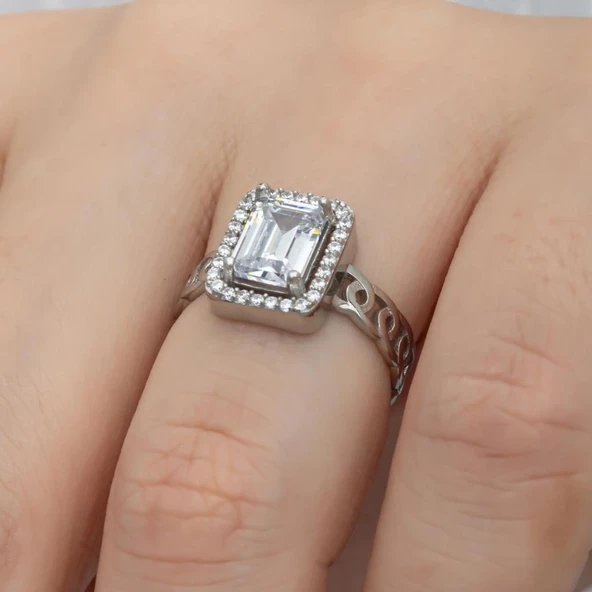 Baget Zirkon Taşlı Zincir Motifli Gümüş Tektaş Yüzük ürün görseli