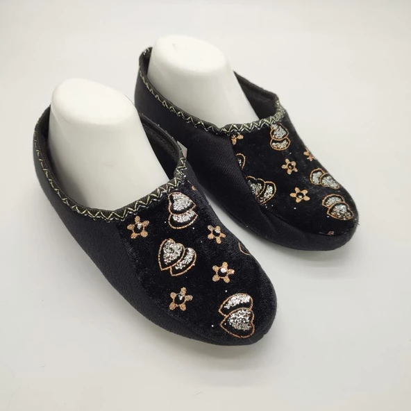 Kalp İşlemeli Kadın Patik Siyah Renk - 11