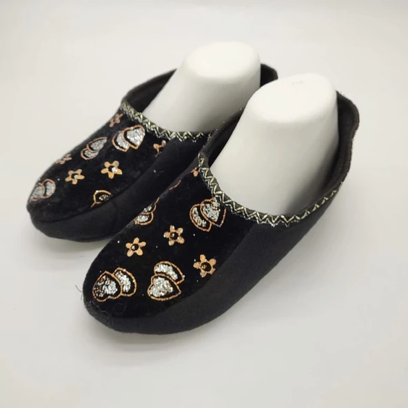 Kalp İşlemeli Kadın Patik Siyah Renk - 12