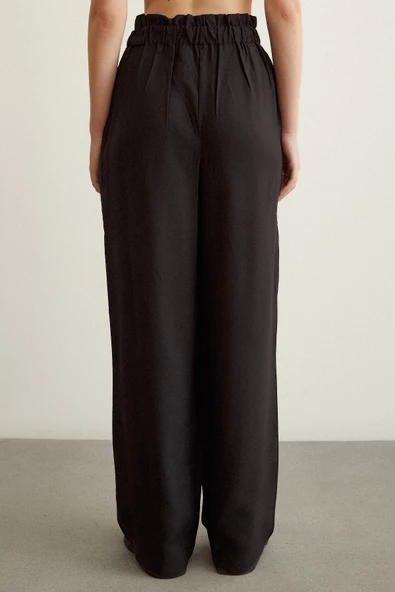 Beli Lastikli Düğme Detaylı  Pileli Pantolon Siyah - Resim 3