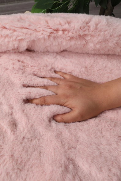 Dekoratif Tavşan Tüyü Ultra Yumuşak Peluş Kaymaz Halı Yolluk Pembe - 2