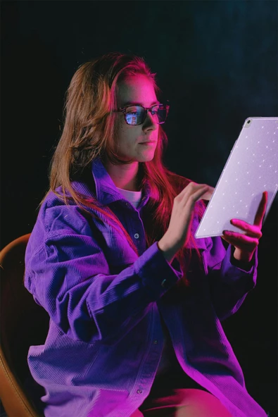 Apple  iPad 10.2 2021 (9.Nesil) Uyumlu Fuchsia Işıltılı Tablet Kılıf - Resim 6