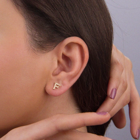 14 Ayar Altın Taşlı F Harf Küpe 0,52 gr - 2