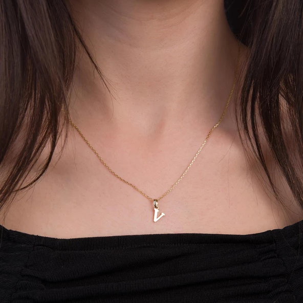 14 Ayar Altın V Harfi Kolye Ucu 0,37 gr - Resim 4