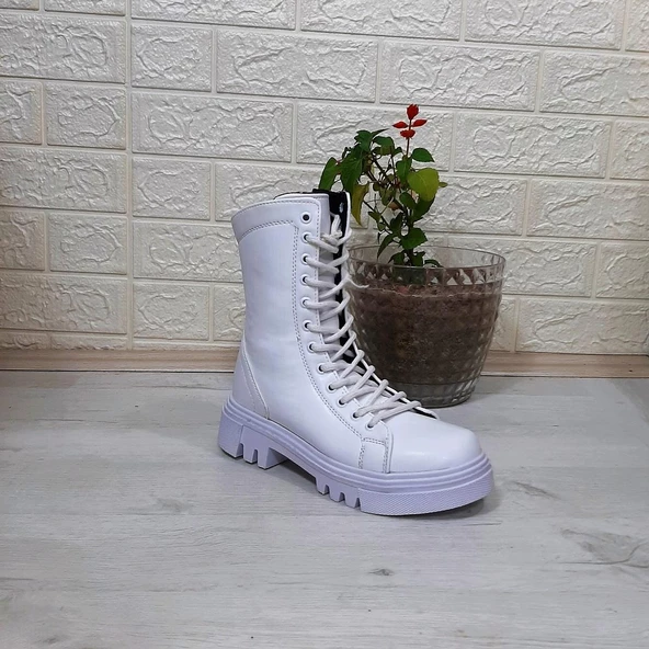 Grijak Beyaz Cilt Fermuarlı Bağacaklı Bayan Postal Bot - 7