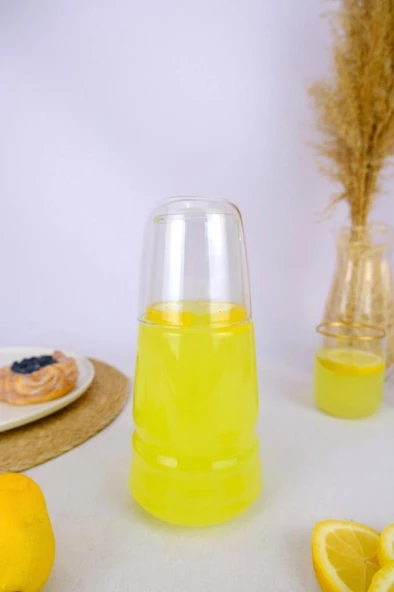 Digithome Cam Kapaklı Başucu Su ve Meşrubat Sürahisi Karaf Şişe 750 Ml – 04145 C1-1-154 - 2