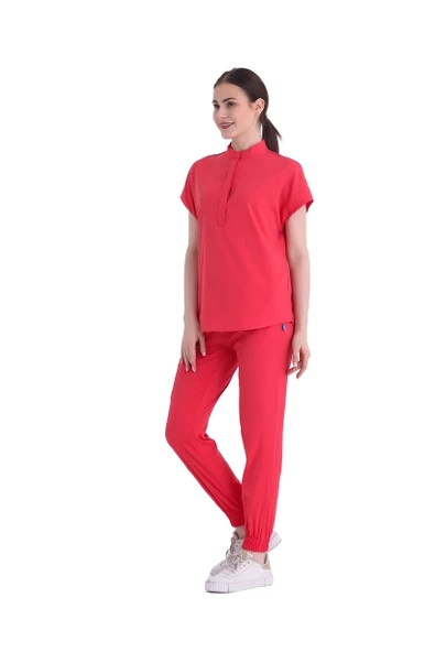 SANEM- Kadın Likralı Nar Çiçeği Üniforma Takımı - Resim 2