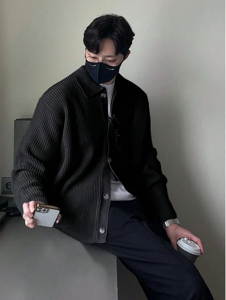 Düğme Detaylı Regular Fit Hırka - 3